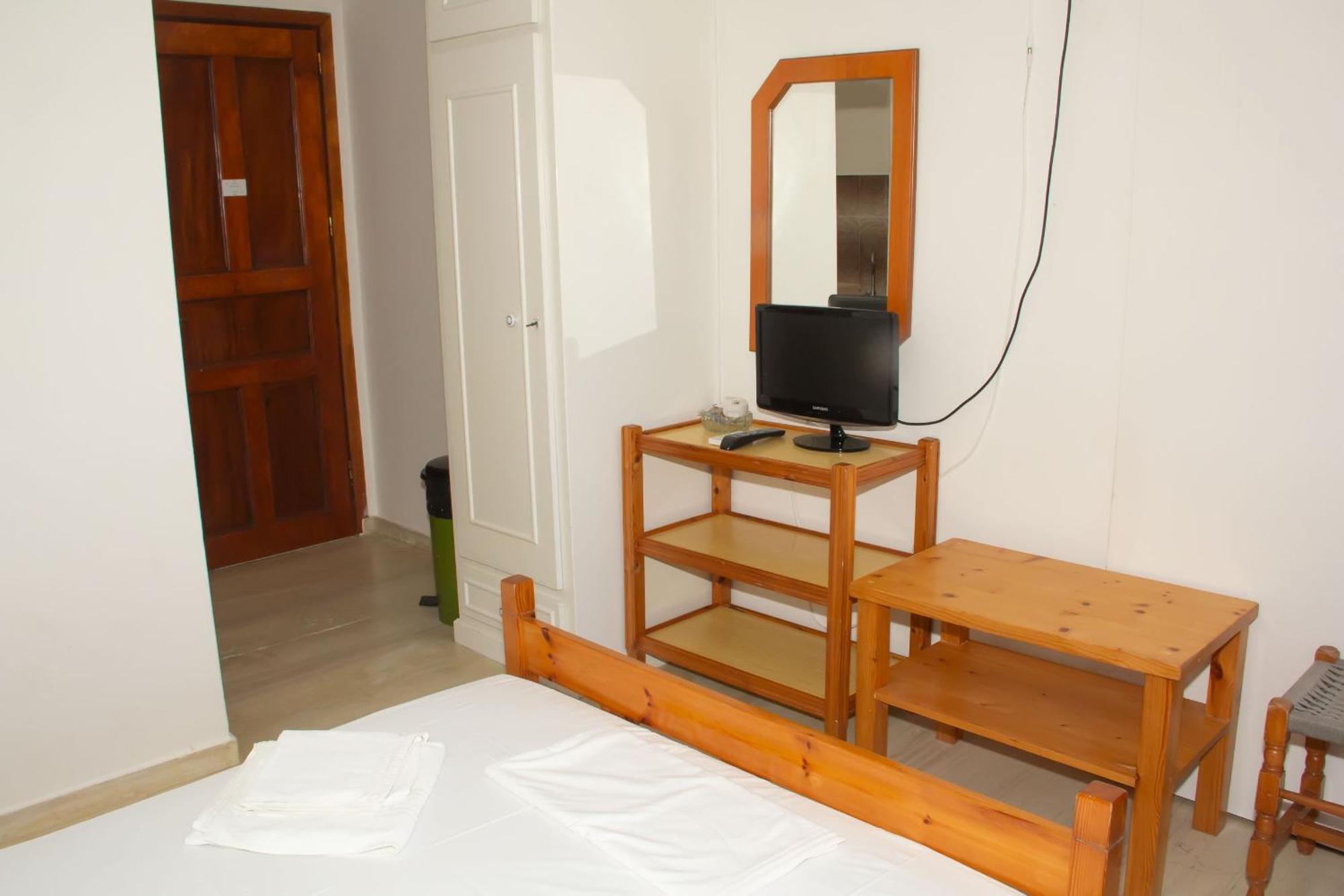 Aristidis Apartment Galissas Exterior photo